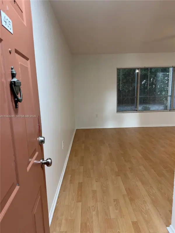 2341 NW 33rd St #405, Oakland Park, FL 33309