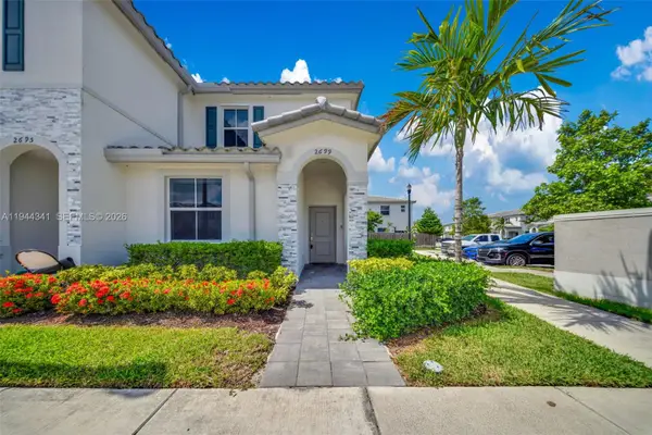 2699 SE 19th St, Homestead, FL 33035