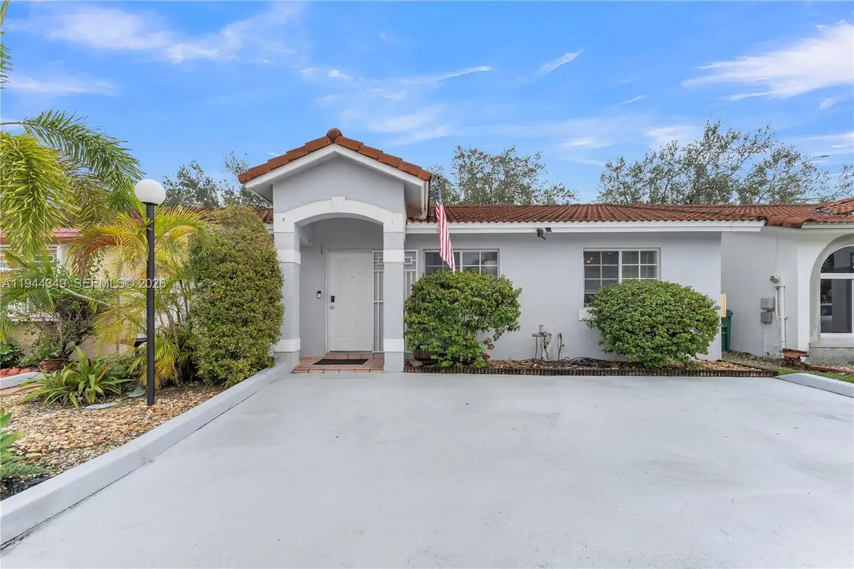 8255 NW 186th St #1002, Hialeah, FL 33015 - Image #1