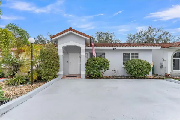 8255 NW 186th St #1002, Hialeah, FL 33015