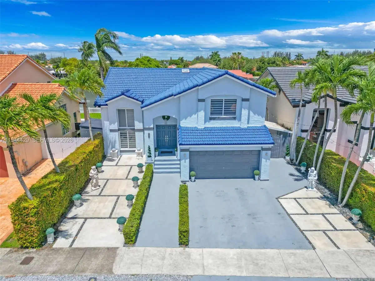 942 NW 133rd Ct, Miami, FL 33182 - Image #1