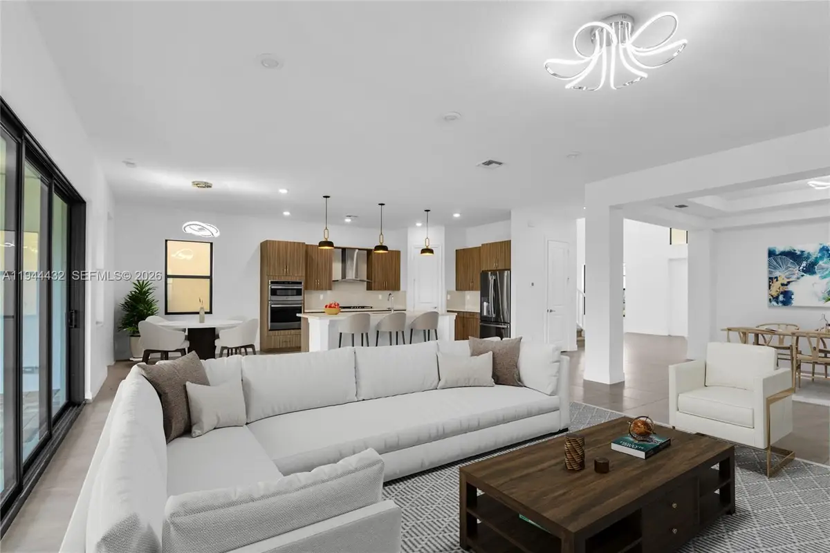 12535 N Parkland Bay Trl, Parkland, FL 33076 - Image #1