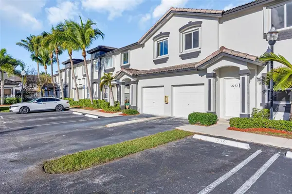 2233 SE 24th Place, Homestead, FL 33035