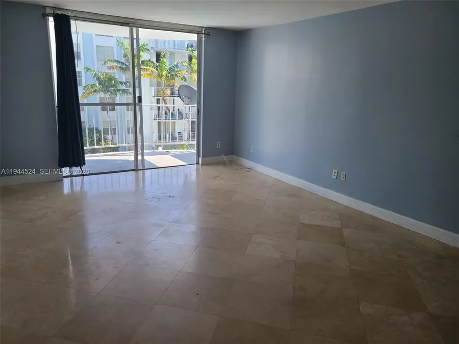 488 NW 165th St Rd #B-408, Miami, FL 33169 - Image #2