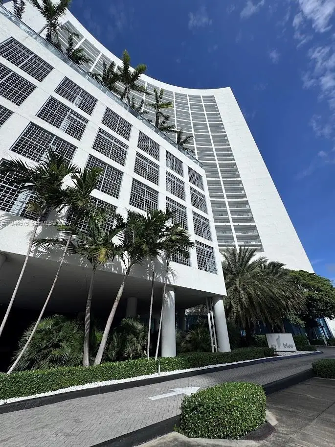 601 NE 36th St #1311, Miami, FL 33137 - Image #3