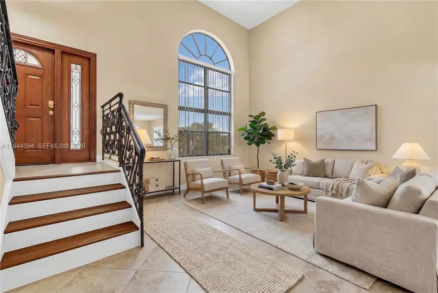 15835 Cotswold Ct, Davie, FL 33331 - Image #3