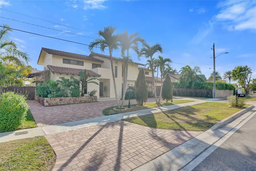 13740 SW 18th St, Miami, FL 33175 - Image #2