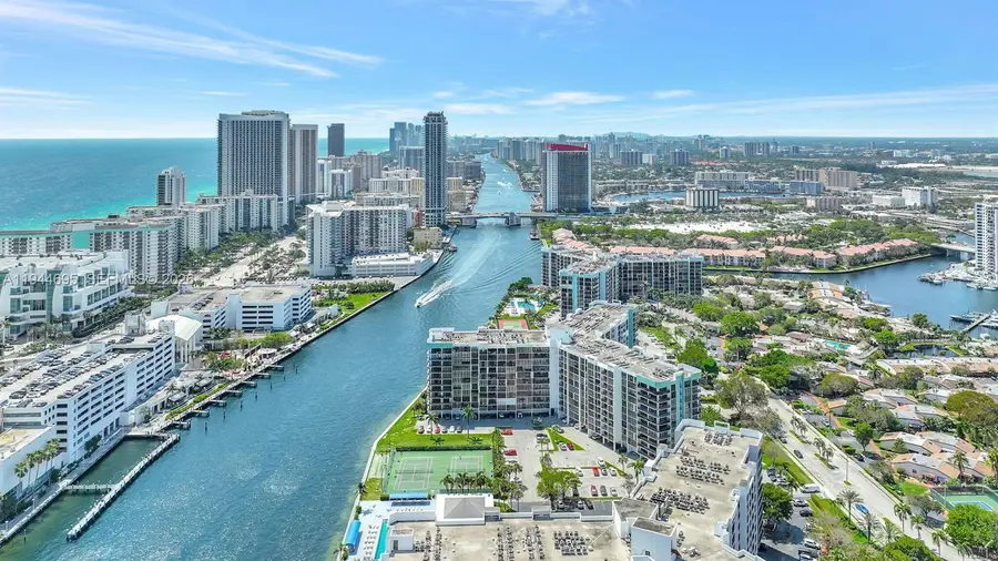 400 Leslie Dr #323, Hallandale Beach, FL 33009 - Image #2