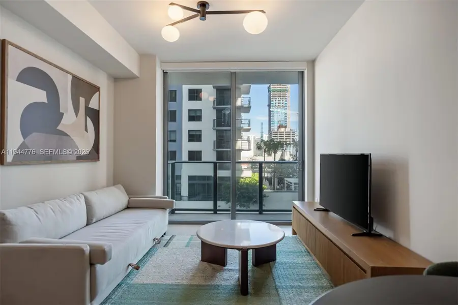 11 NE 6th #1210, Miami, FL 33132 - Image #3