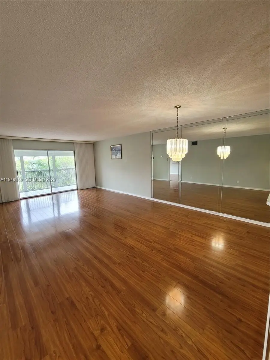 901 SW 128th Ter #410A, Pembroke Pines, FL 33027 - Image #2