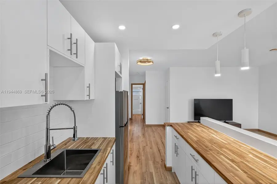 1334 Euclid Ave #10, Miami Beach, FL 33139 - Image #2