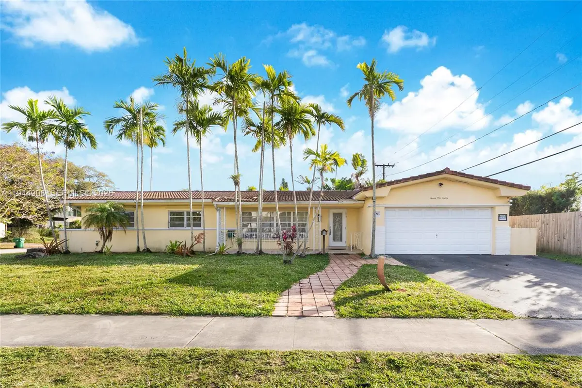 2180 NE 197th Ter, Miami, FL 33179 - #1