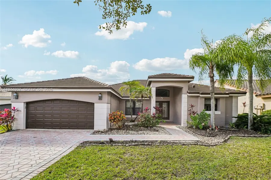 700 Verona Ct, Weston, FL 33326 - Image #3