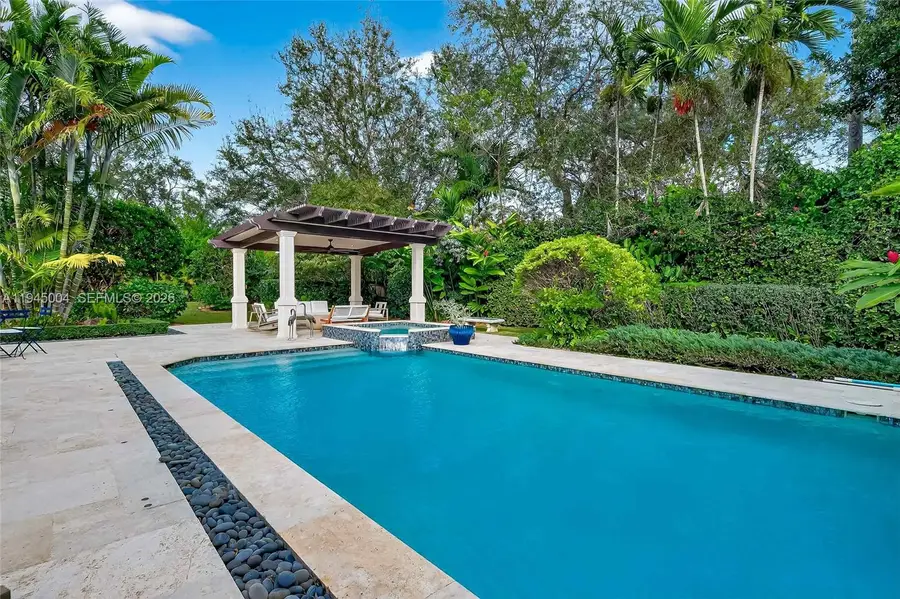 13945 Cartee Rd, Palmetto Bay, FL 33158 - Image #3