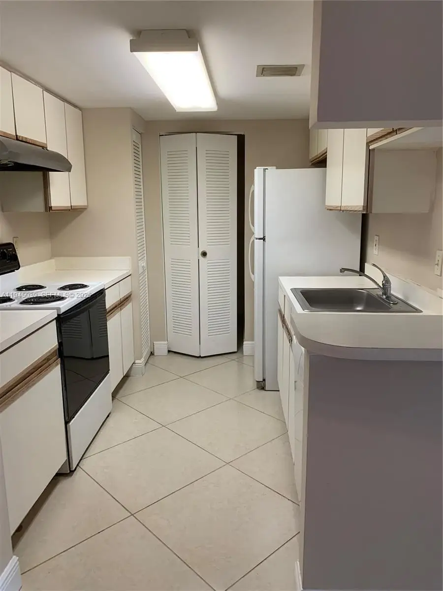 9977 Westview Dr #116, Coral Springs, FL 33076 - Image #3