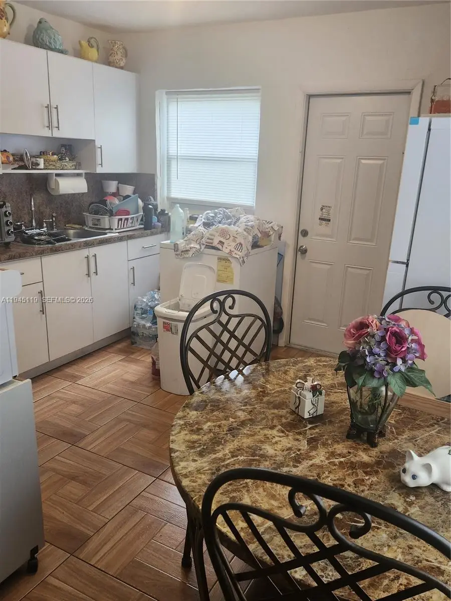 Address Withheld By Seller, Tampa, FL 33142 - #2