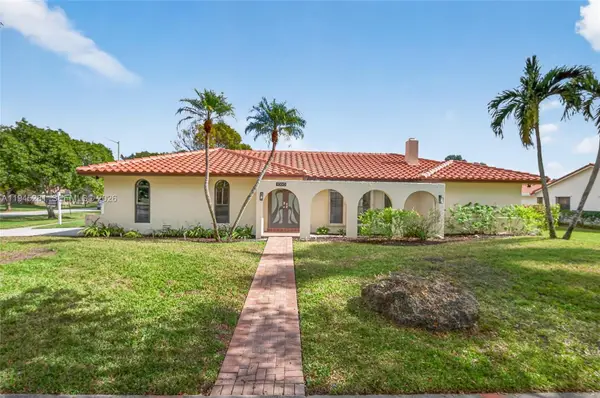 1060 NW 94th Ter, Plantation, FL 33322