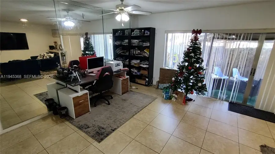 8199 NW 8th Mnr #1, Plantation, FL 33324 - Image #3