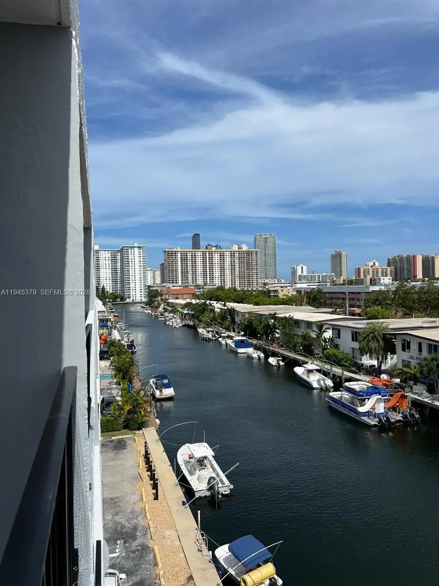 3642 NE 171st St #504, North Miami Beach, FL 33160 - #1