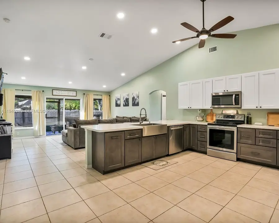 1225 SW Abisco Rd, Port Saint Lucie, FL 34953 - Image #2