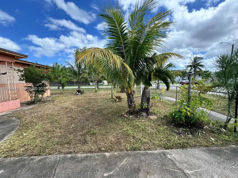 341 Aladdin St, Opa Locka, FL 33054 - Image #3