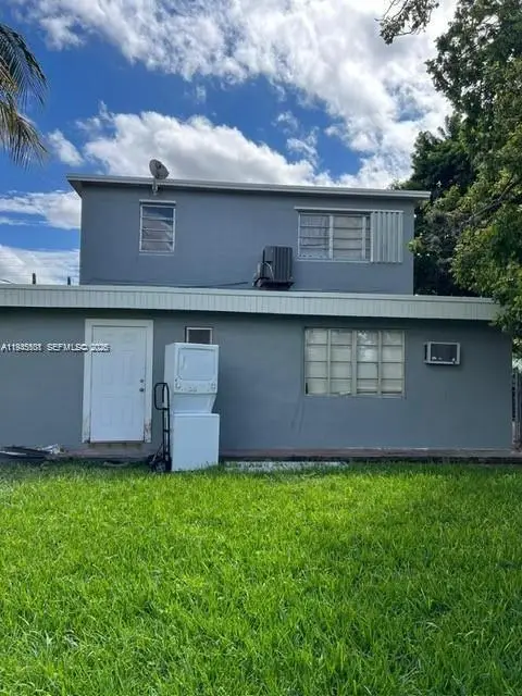 2331 NW 14th St, Miami, FL 33125 - Image #3