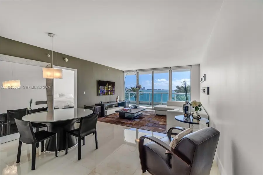 1331 Brickell Bay Dr #1007, Miami, FL 33131 - Image #3