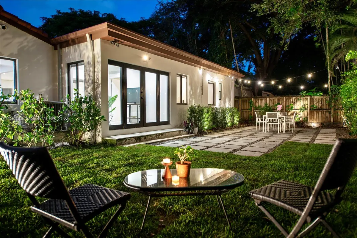 360 NE 87th St, El Portal, FL 33138 - Image #1