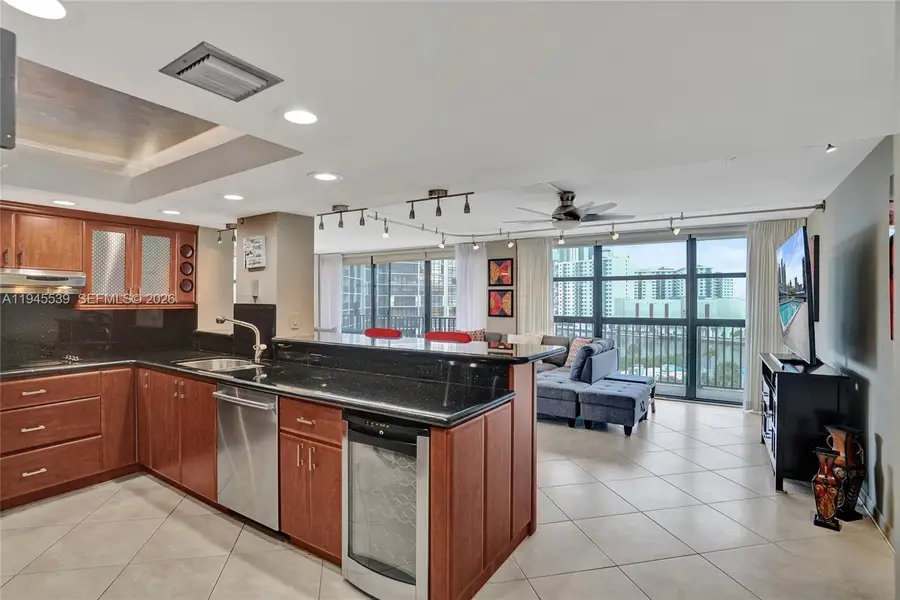 400 Leslie Dr #710, Hallandale Beach, FL 33009 - Image #2