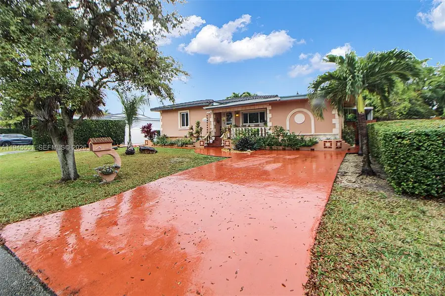 6250 SW 19th St, Miami, FL 33155 - Image #2