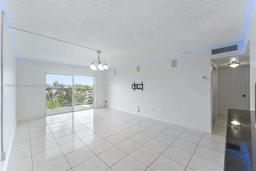 482 NW 165th St Rd #A-605, Miami, FL 33169 - Image #3