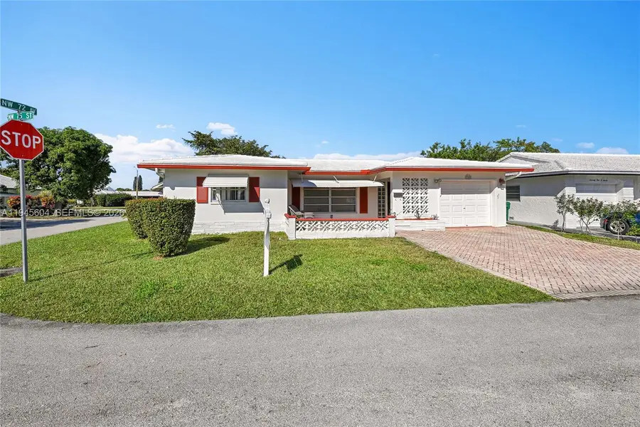 7109 NW 75th St, Tamarac, FL 33321 - #2