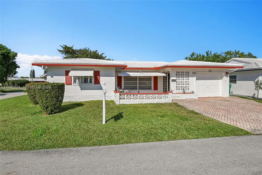 7109 NW 75th St, Tamarac, FL 33321 - #3