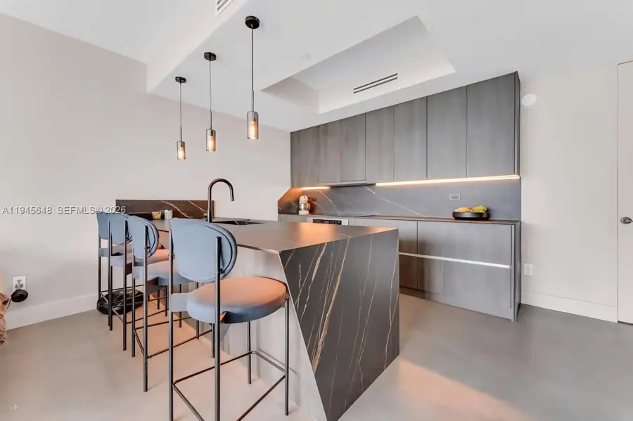 888 Biscayne Blvd #2409, Miami, FL 33132 - Image #2