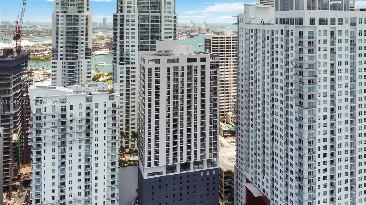 227 NE 2nd St #2506, Miami, FL 33132 - Image #1
