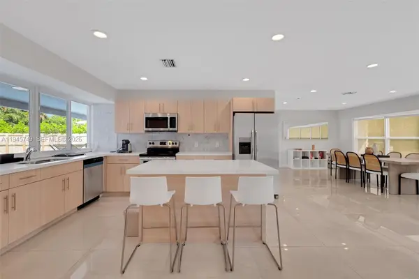 3500 N Park Rd, Hollywood, FL 33021