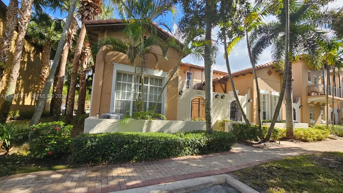 839 SW 147th Ter #5, Pembroke Pines, FL 33027 - Image #1