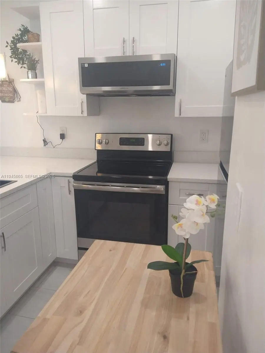 600 Layne Blvd #122, Hallandale Beach, FL 33009 - #2