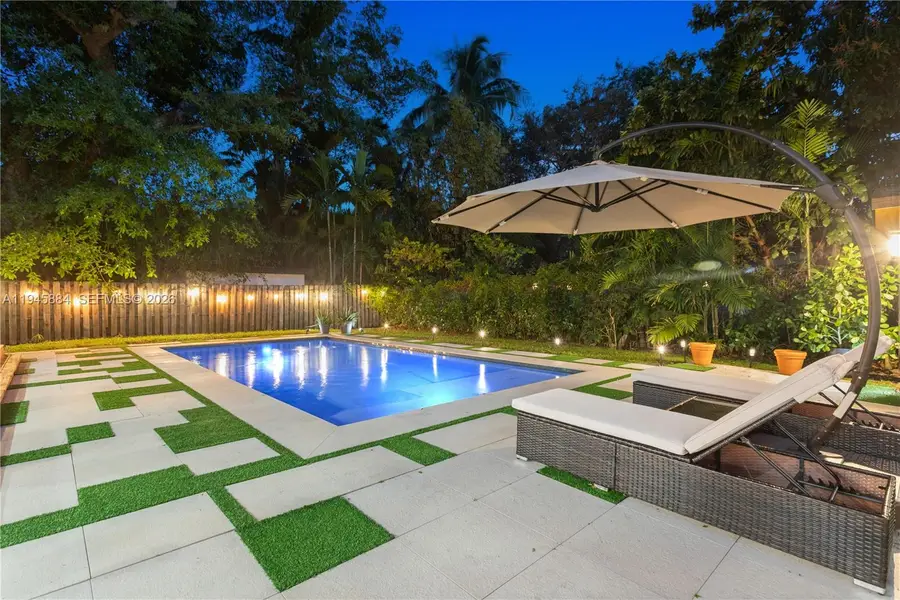 1106 NE 119th St, Biscayne Park, FL 33161 - Image #2