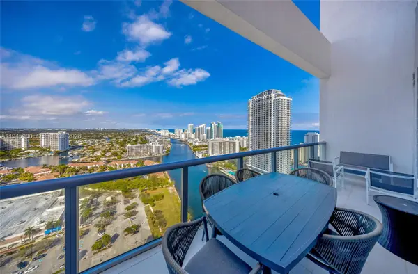 2600 E Hallandale Beach Blvd #T3304, Hallandale Beach, FL 33009
