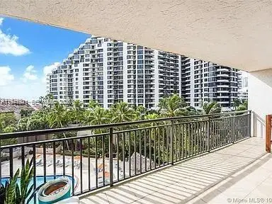 540 Brickell Key Dr #603, Miami, FL 33131 - Image #3
