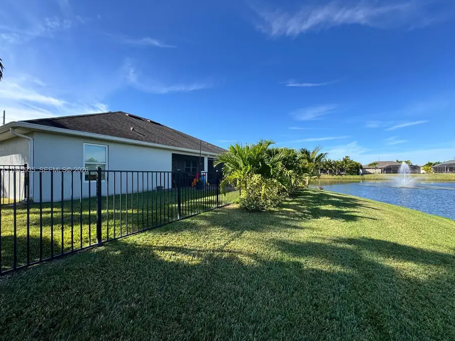 1354 Scarlet Oak Cir, Vero Beach, FL 32966 - Image #2