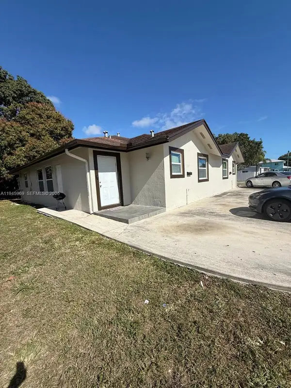 10501-10503 SW 172, Miami, FL 33157