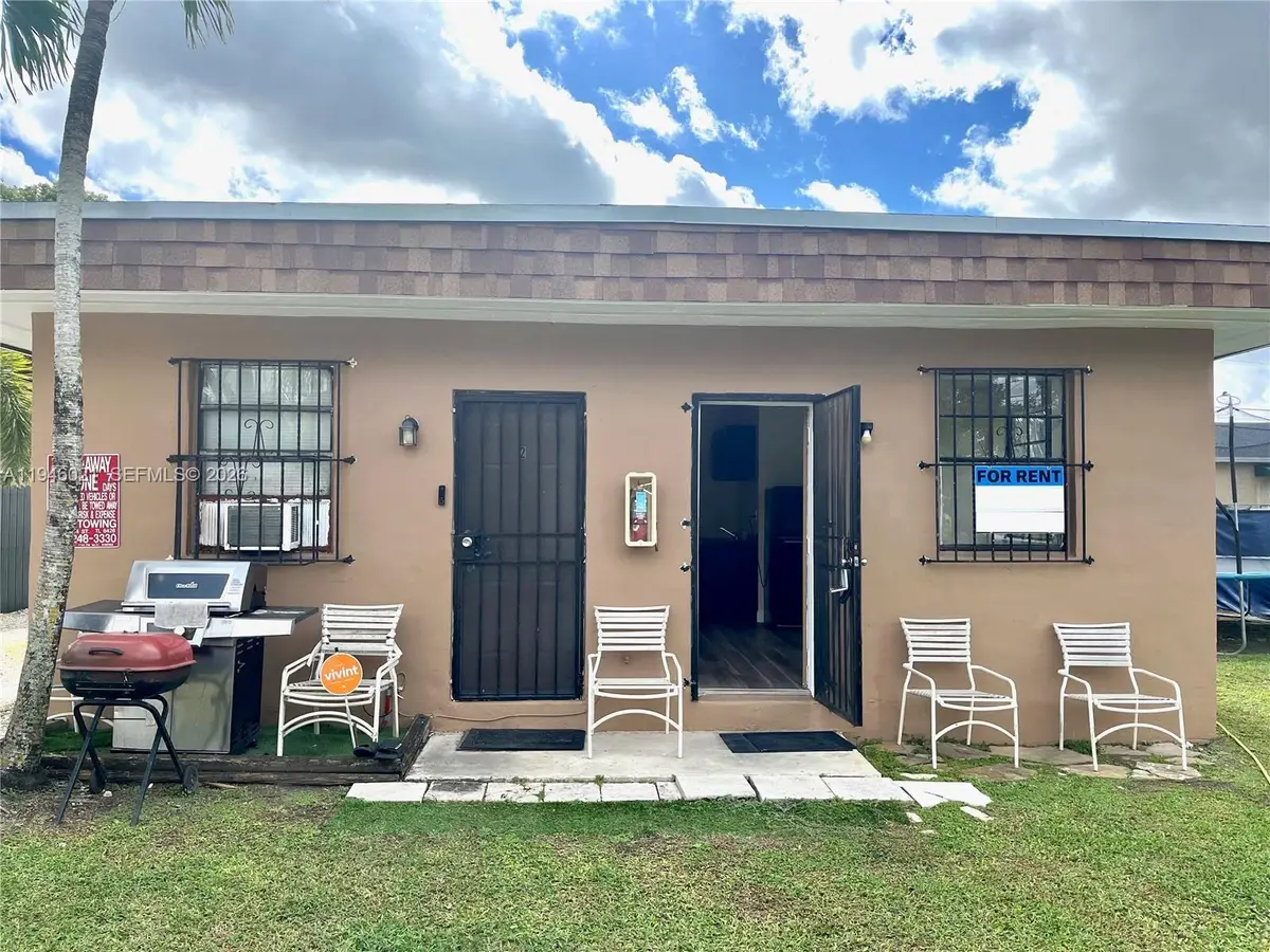 645 NW 1st St, Florida City, FL 33034 - Image #1