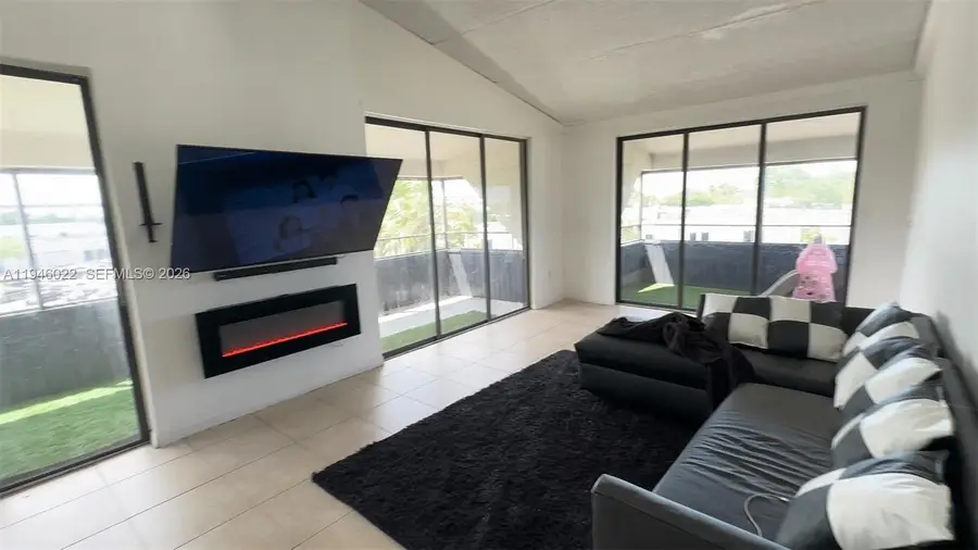 16220 NW 2nd Ave #513, Miami, FL 33169 - Image #2