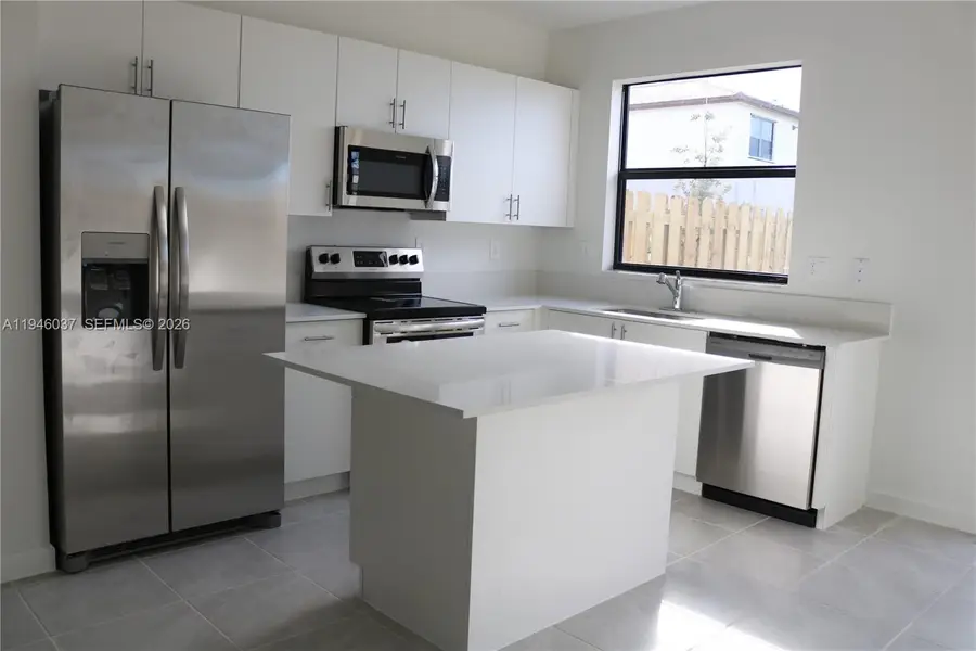 23040 SW 99th Ct, Cutler Bay, FL 33190 - Image #2