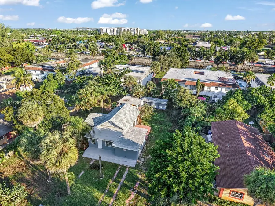 223 SW 1st Ct, Pompano Beach, FL 33060 - #3