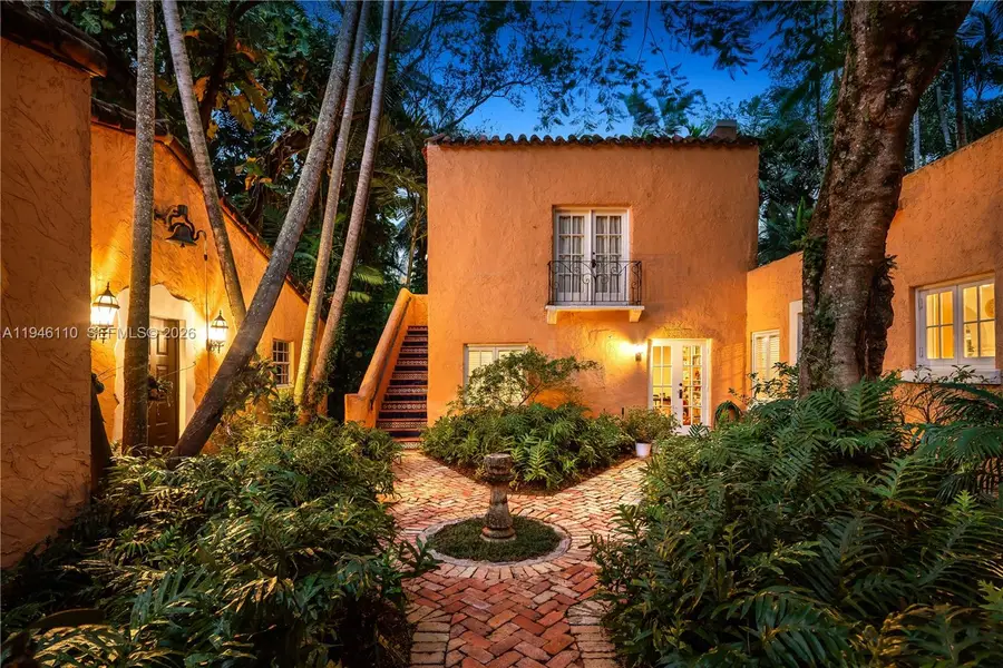 925 Castile Plz, Coral Gables, FL 33134 - Image #3