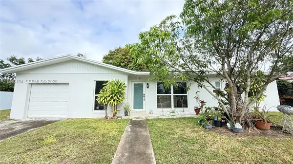 10765 SW 155th Ter, Miami, FL 33157