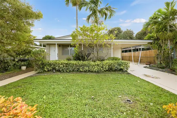 766 E 36th St, Hialeah, FL 33013